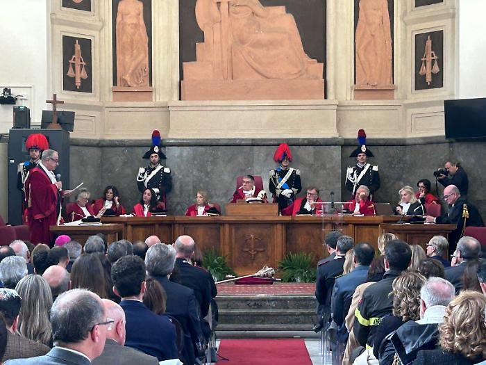 &laquo;Allarme droga tra i giovanissimi e stanno tornando i vecchi boss&raquo;