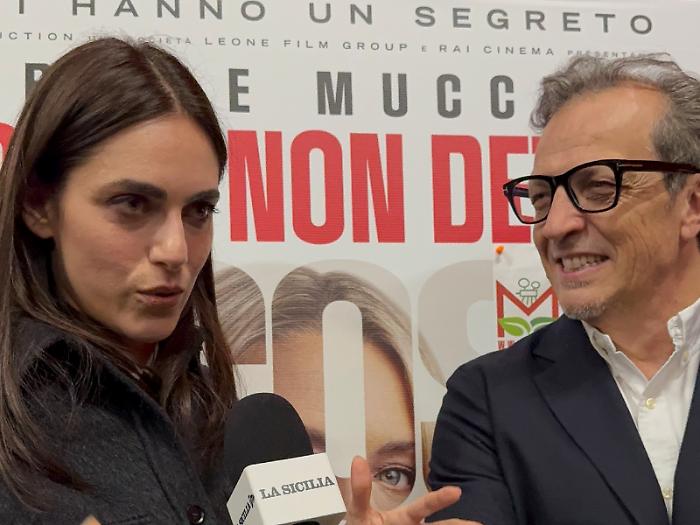 Accoglienza da star per Miriam Leone e Gabriele Muccino: &laquo;In questo cinema facevamo le assemblee d&rsquo;Istituto...&raquo;