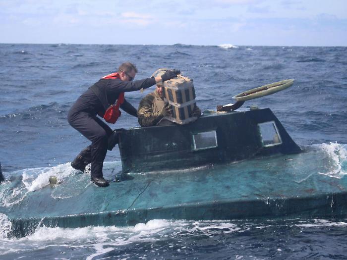 In Sicilia la droga anche con i sommergibili, l'analista Scaturro: &laquo;Le nuove rotte dei narcos&raquo;
