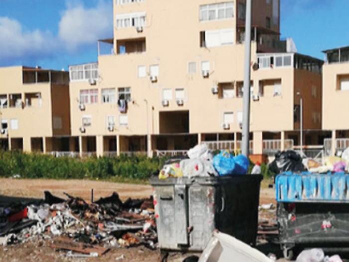 Rifiuti, lo Zen &egrave;... differente: porta a porta rinviato a data da destinarsi