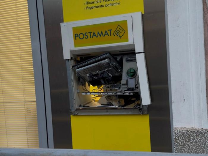 Assalti falliti agli sportelli Atm di Macchia e Carrubba