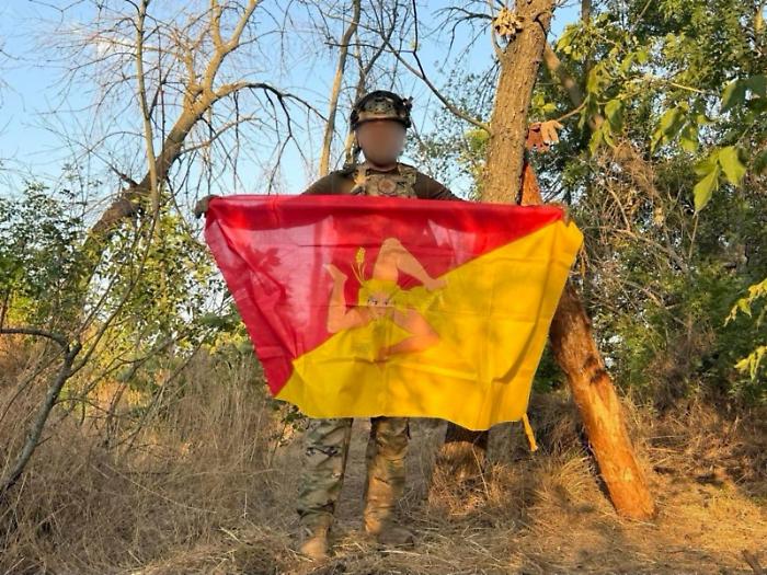 Dal sole della Trinacria al ghiaccio delle trincee in Ucraina: la storia di Sicily, l'uomo che combatte i russi  