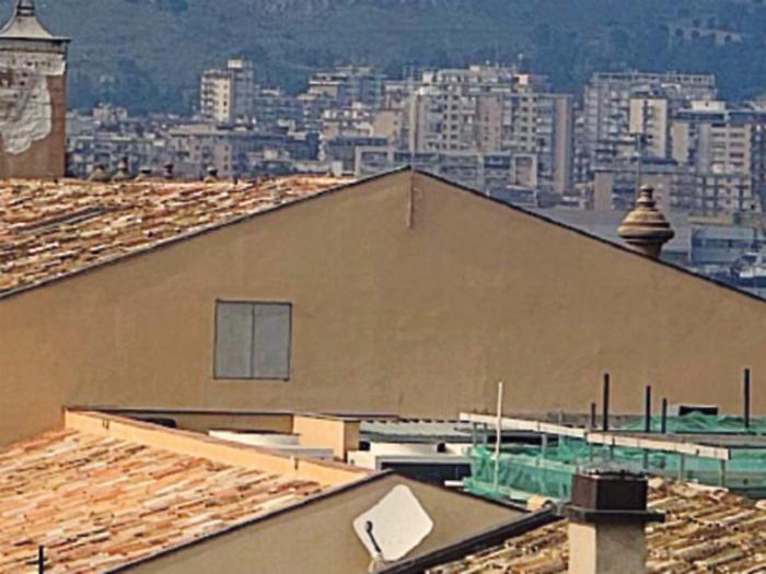 &laquo;Abusi edilizi a Palazzo Piraino&raquo; a Palermo, indagini e rischio di denuncia: stop al progetto culturale Valsecchi