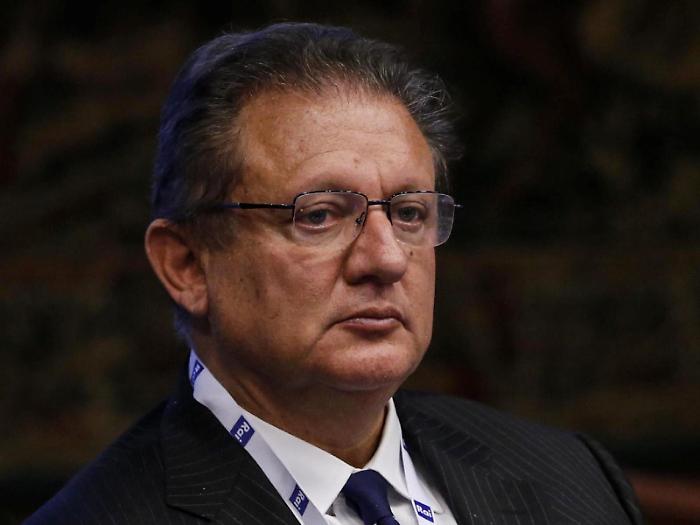 &laquo;Un&rsquo;America non solo &ldquo;first&rdquo;, ma anche sola, per l'Italia un grosso problema&raquo;, il commento di Antonio Di Bella