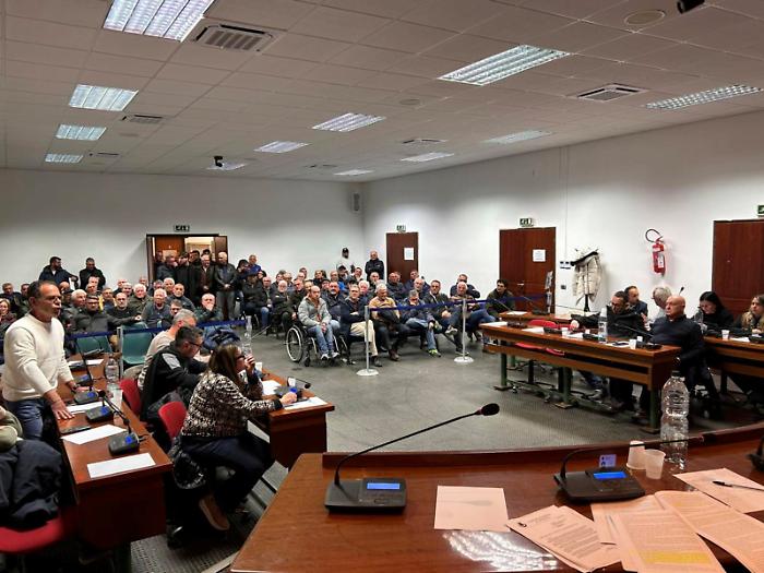 La gestione del servizio idrico infiamma il Consiglio