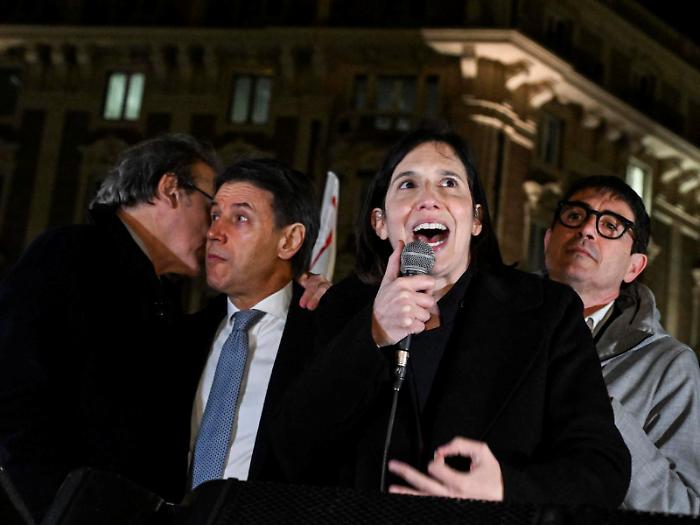 Per il campo largo &egrave; gi&agrave; tempo di primarie: l&rsquo;ulivista Ruffini terzo incomodo, no di Salis. Ma con quali criteri?