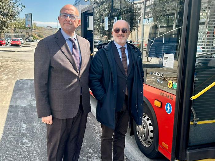 Addio allo stallo: via libera ai bus Amts per Catania