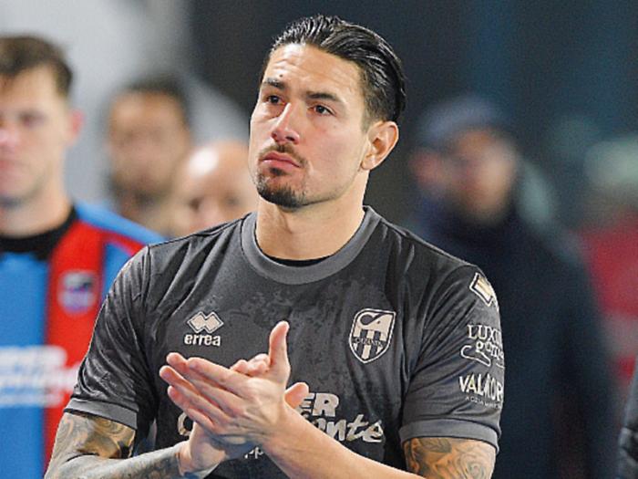 il portiere Dini del Catania