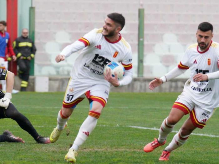 Il Messina attende il Ragusa, Tedesco: &laquo;Per noi &egrave; l&rsquo;ultima chiamata&raquo;