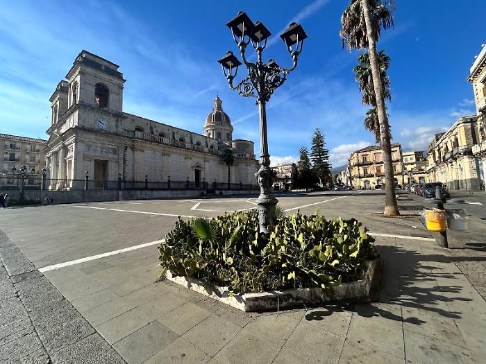 Piazza Duomo &ldquo;negata&rdquo;: &laquo;Evento non consono&raquo;