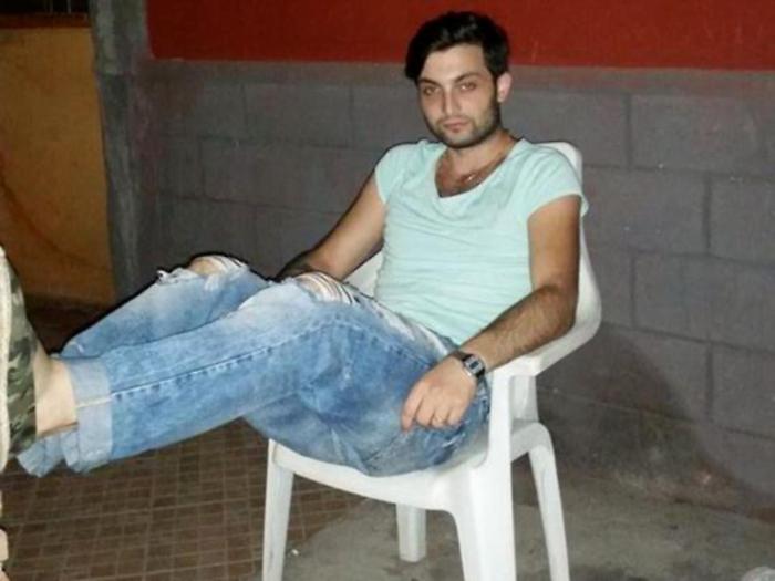 "Non era un incidente stradale ma un omicidio": giovane alla guida colpito da un proiettile