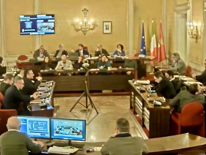 Svolta per le zone commerciali