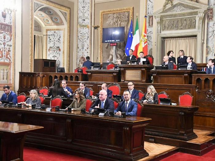 Giurano i tre assessori e parte la corsa a ostacoli: ecco i tanti dossier da portare al traguardo
