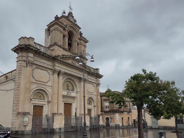 Petizione per scongiurare la chiusura del convento del Carmine
