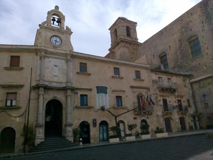 Buco da 15 milioni, il Consiglio dichiara il dissesto