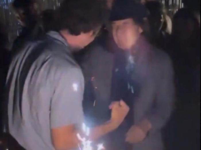 I carabinieri "spengono" la festa con Mick Jagger: che cosa &egrave; davvero successo a Stromboli