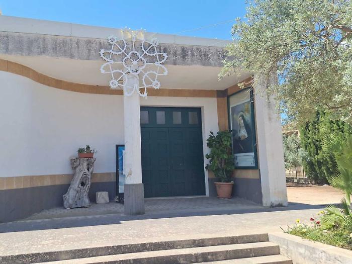 Prima la festa, poi il furto sacrilego: rubate ostie benedette e la reliquia di Santa Rita