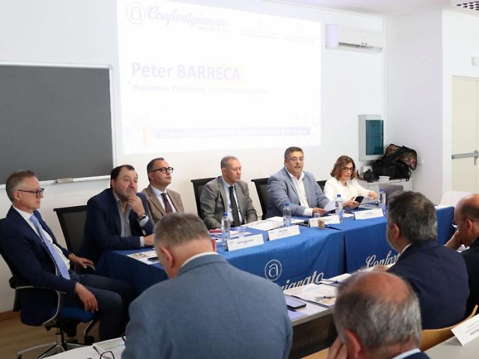 Giovani e autoimpiego, la sfida di Confartigianato contro la desertificazione economica