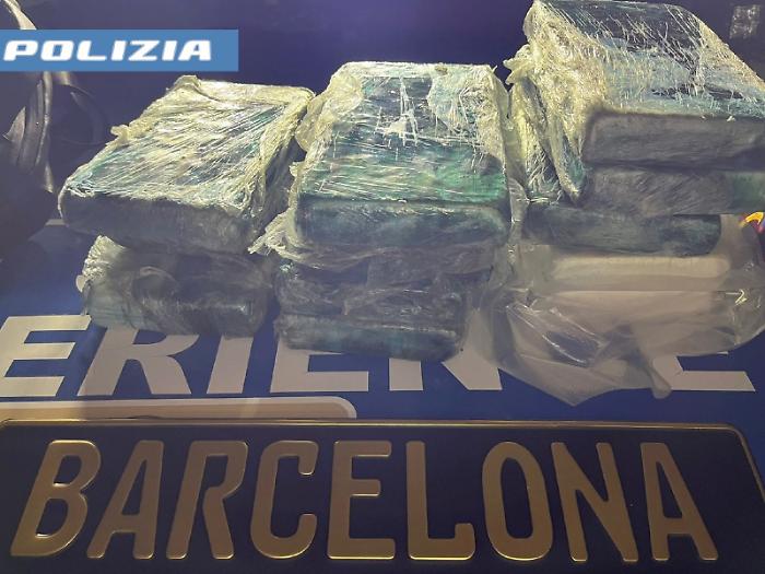 Dalla Spagna fino alla Sicilia con l&rsquo;auto imbottita di cocaina: cos&igrave; i tre narcos sono finiti in trappola