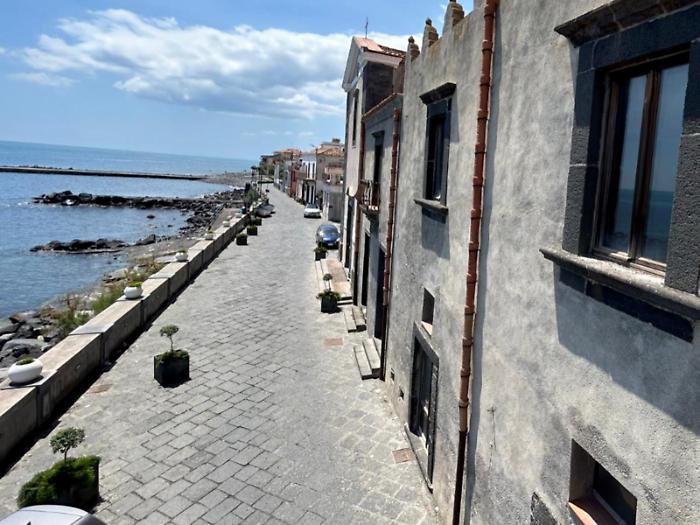 Da luned&igrave; sera scatta la Ztl nelle viuzze di Torre Archirafi