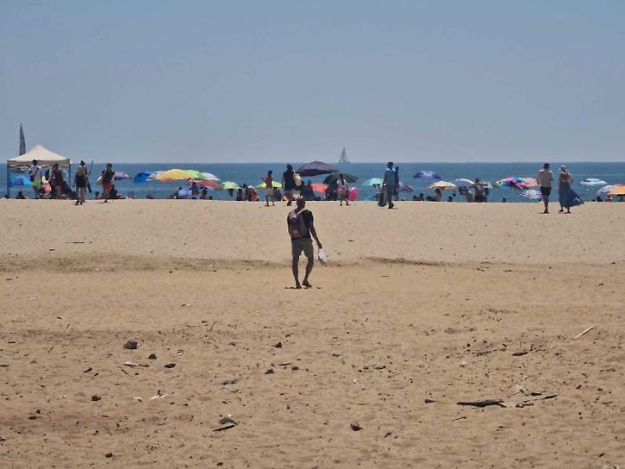 Nelle spiagge libere della Plaia di Catania ritorna dopo 10 anni il gestore &ldquo;Fraggetta&rdquo;