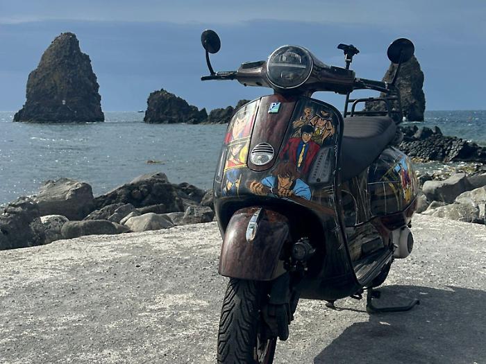 &laquo;Il sogno di una vita? Andare a Capo Nord con la Vespa di Lupin&raquo;