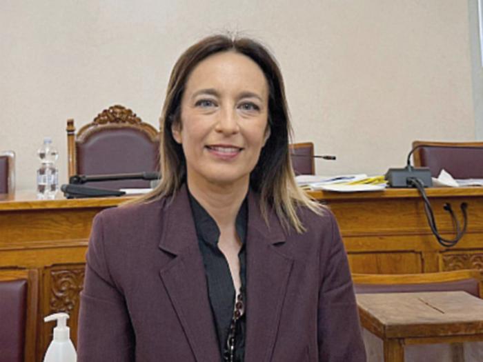 L&rsquo;Aula consiliare &ldquo;promuove&rdquo; Raffaella Campo
