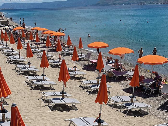 Spiagge ridotte dal maltempo Morabito: &laquo;Settore in grave difficolt&agrave;&raquo;