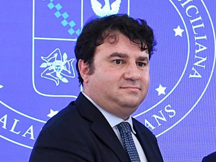 In Sicilia arrivano i &ldquo;Solidali&rdquo;. Emiliano Abramo: &laquo;Politica dei temi concreti&raquo;