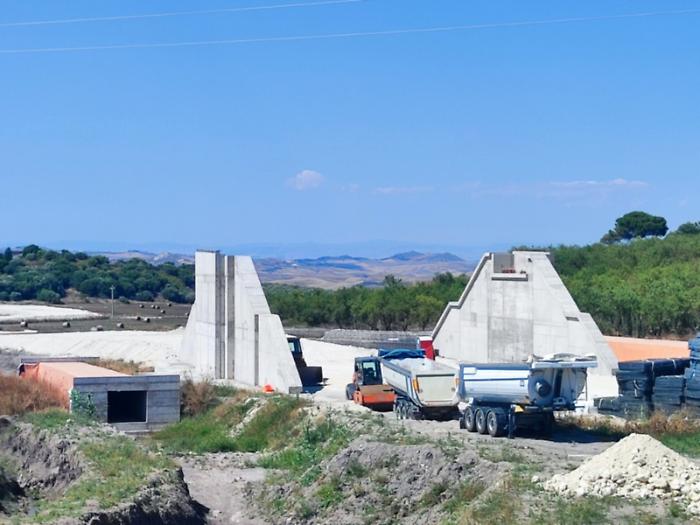 Strada Licodia Eubea-Libertinia, interventi al 70% nel primo tratto