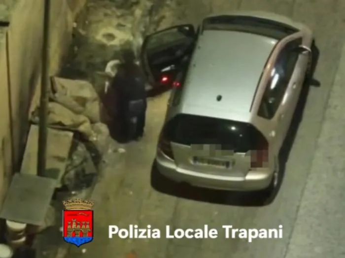 Chi sporca paga: Tranchida vara droni e controlli, mentre a Trapani Nuova suona l'allarme acqua