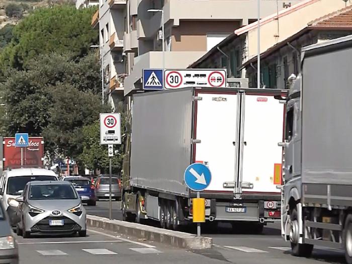 La Cgil interviene sulla question dell'attraversamento dello Stretto: &laquo;Il porto di Tremestieri &egrave; la priorit&agrave;&raquo;