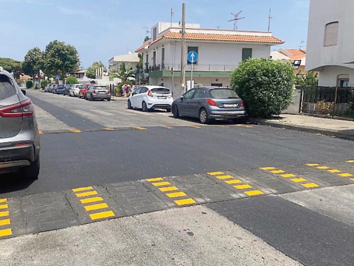 Installati i dossi nel tratto di strada dov'&egrave; morta Giulia, in suo ricorda una fiaccolata marted&igrave;