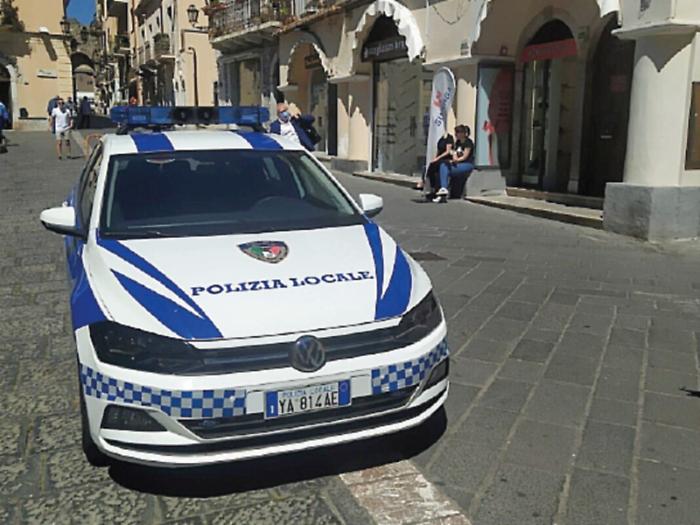 Taormina, ausiliari del traffico Asm, l'opposizione va all'attacco, Corvaia: &laquo;No sono sceriffi&raquo;