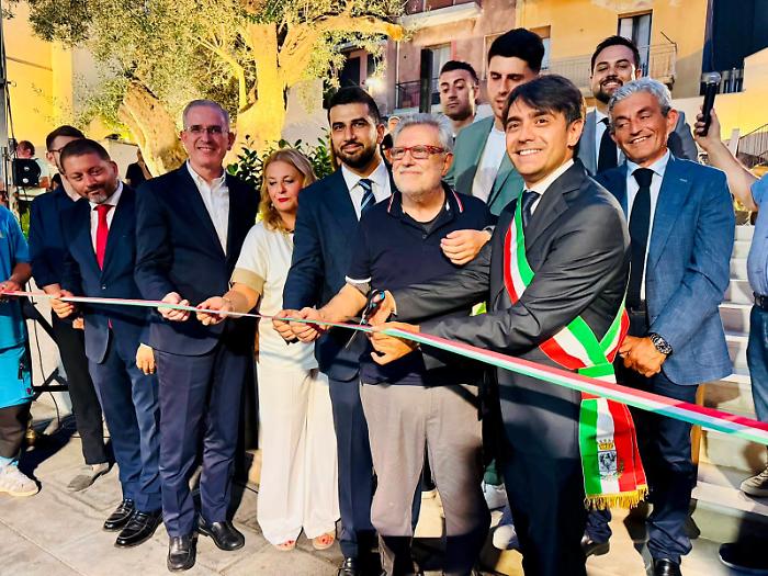 Inaugurata la nuova piazza San Giovanni Paolo II