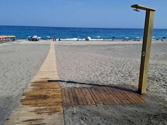 Spiaggia libera di San Marco, installati tutti i nuovi servizi