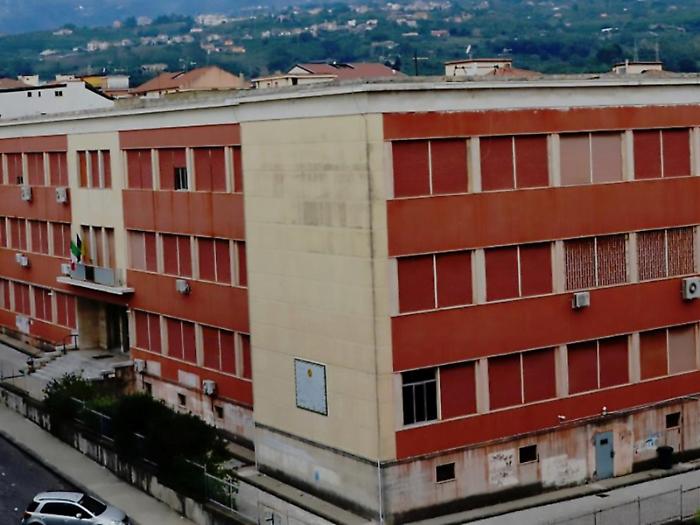 Liceo Amari, quasi 1 milione per il restyling