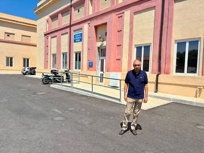 Tutti i buchi della sanit&agrave; siracusana: &laquo;Case di comunit&agrave; vuote, ambulanze insufficienti, mobilit&agrave; passiva&raquo;