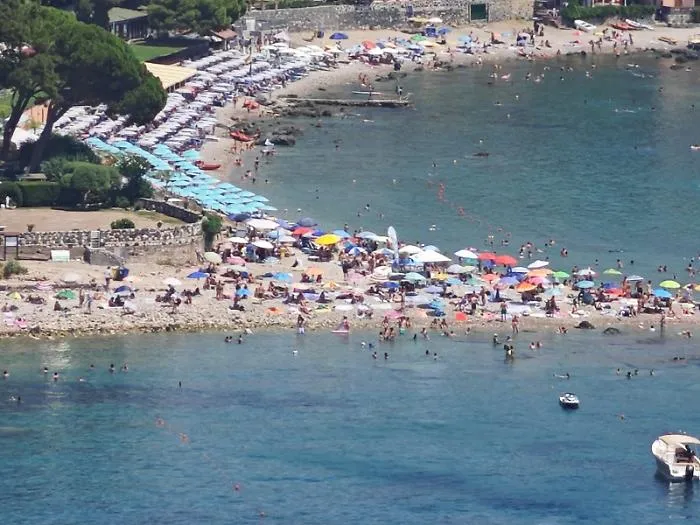 &laquo;Diritto di precedenza e di continuit&agrave; per i lavoratori stagionali&raquo;