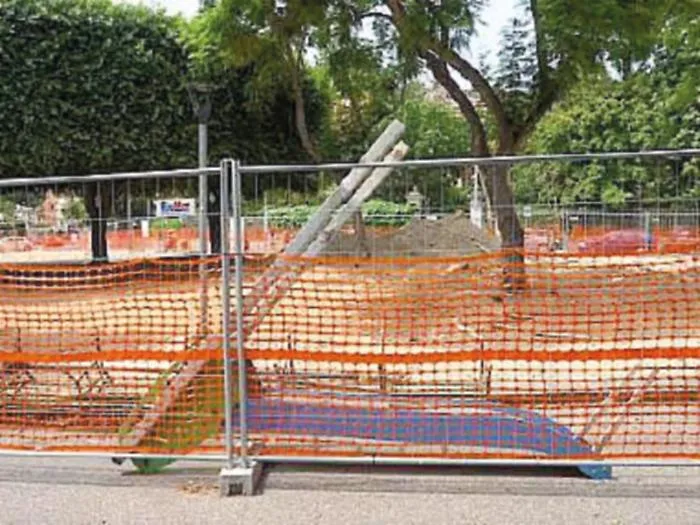 Piazza XX Settembre, ripartono gli interventi dopo lo stop estivo
