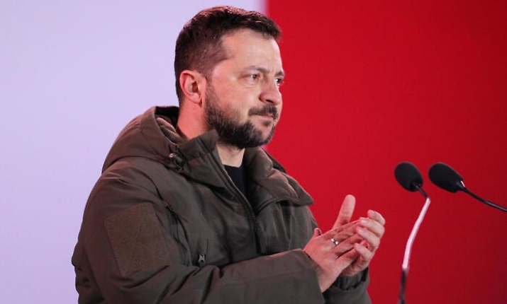 Zelensky domattina da Papa Leone a Castel Gandolfo