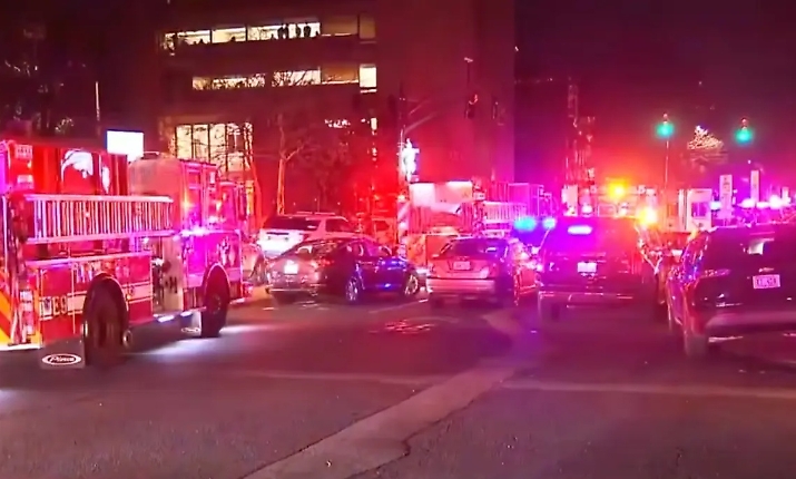 Sparatoria in una università del Rhode Island: ci sono almeno 20 feriti, caccia all'uomo che ha fatto fuoco