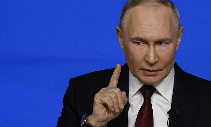 &ldquo;La linea diretta di Putin&rdquo;: richieste di pace, accuse su Kiev e il ritorno all&rsquo;Istanbul del 2022L'Ue: s&igrave; al prestito all'Ucraina, no all'uso degli asset di Mosca
