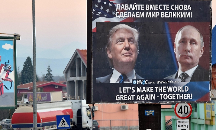 L'ombra lunga di Putin sul vertice tra Trump e Zelensky: obiettivo spaccare l'Europa e smontare il piano di pace