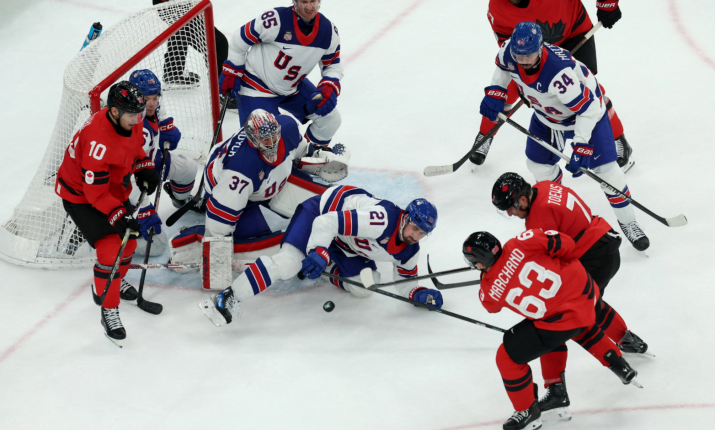 Milano Cortina, l'oro dell'hockey va agli Stati Uniti: Canada battuto ai tempi supplementari con un golden gol