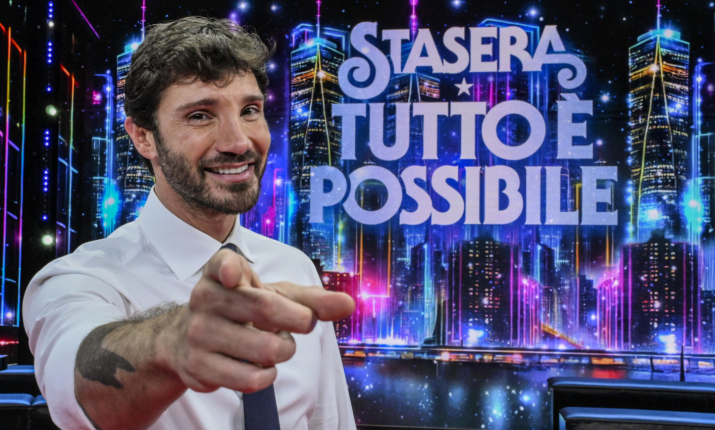 Sanremo 2026, la serata finale ma &egrave; pronto il passaggio di consegne: De Martino verso l&rsquo;Ariston