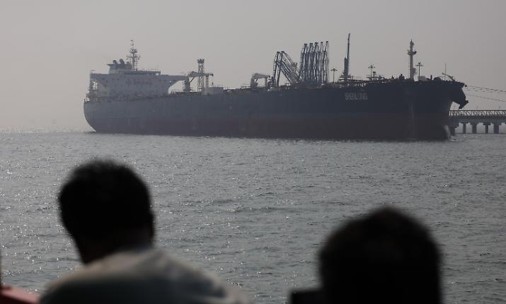 Hormuz, la rotta che trattiene il respiro del mondo: il piano dei Sei e la minaccia iraniana