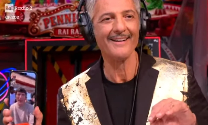 Giovanni Caccamo ospite da Fiorello per spiegare "The Ark of change"