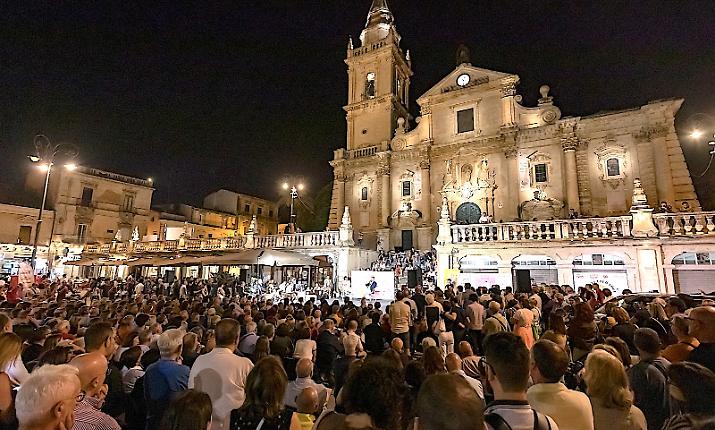 Libri in festa a Ragusa, A Tutto Volume torna dall'11 al 14 giugno