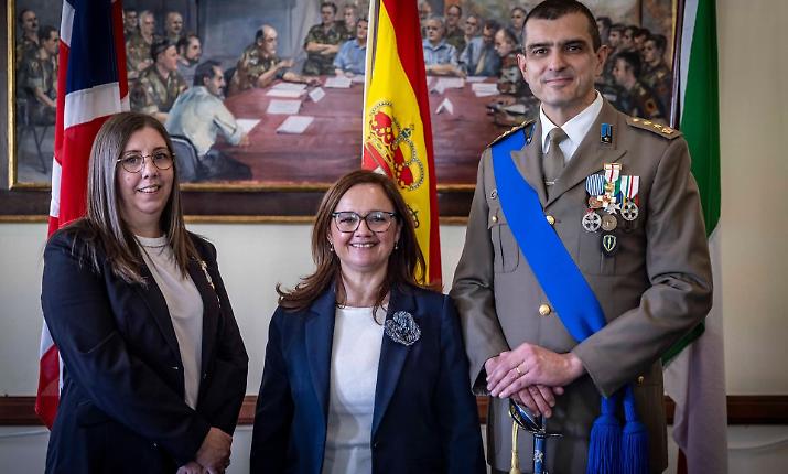 La Spagna incorona l'eroismo tricolore: medaglia al Merito Militare per il Ten. Col. Marinari